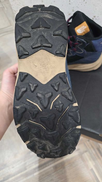 Продам обувь 37 размер на мальчиков