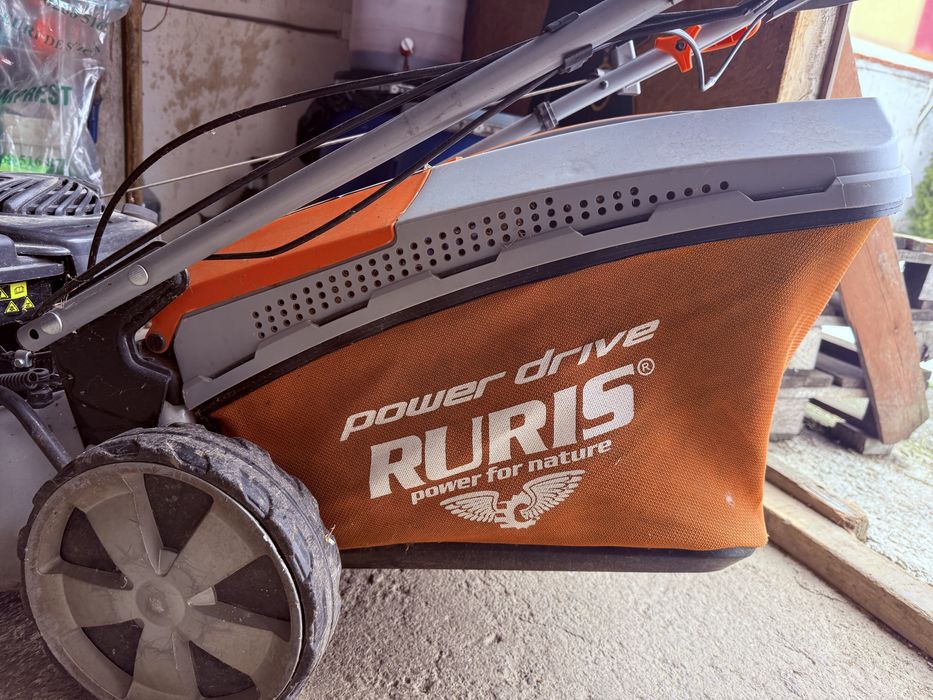 Masina de tuns iarba Ruris Rx333s