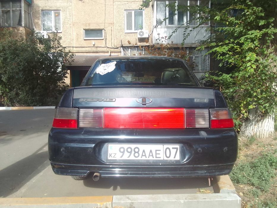 Продам ваз 2110 год 2005