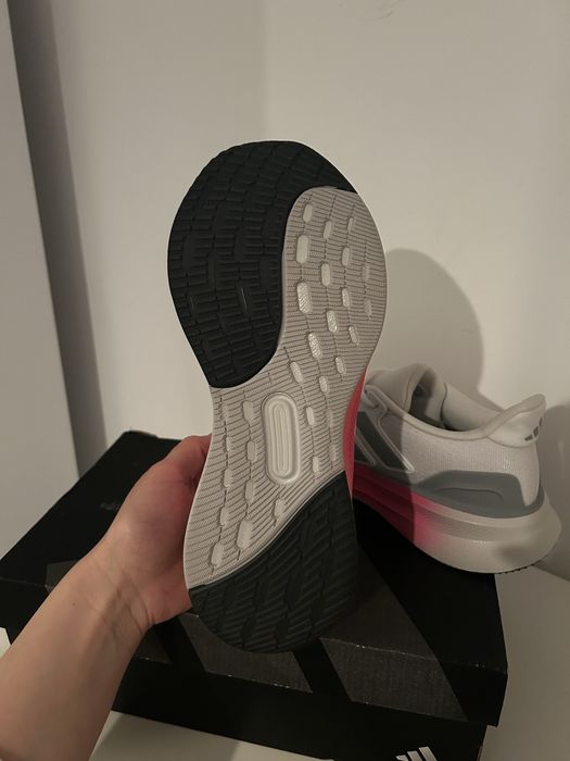 Adidasi de alergat - Adidas 39 1/3