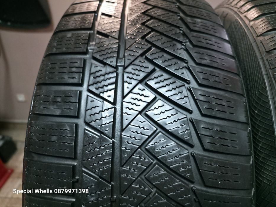 225/50R17 Continental