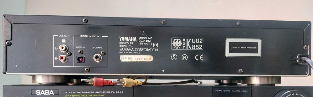 Yamaha CDX 593 Pro Bit CD player muzica pt amplificator