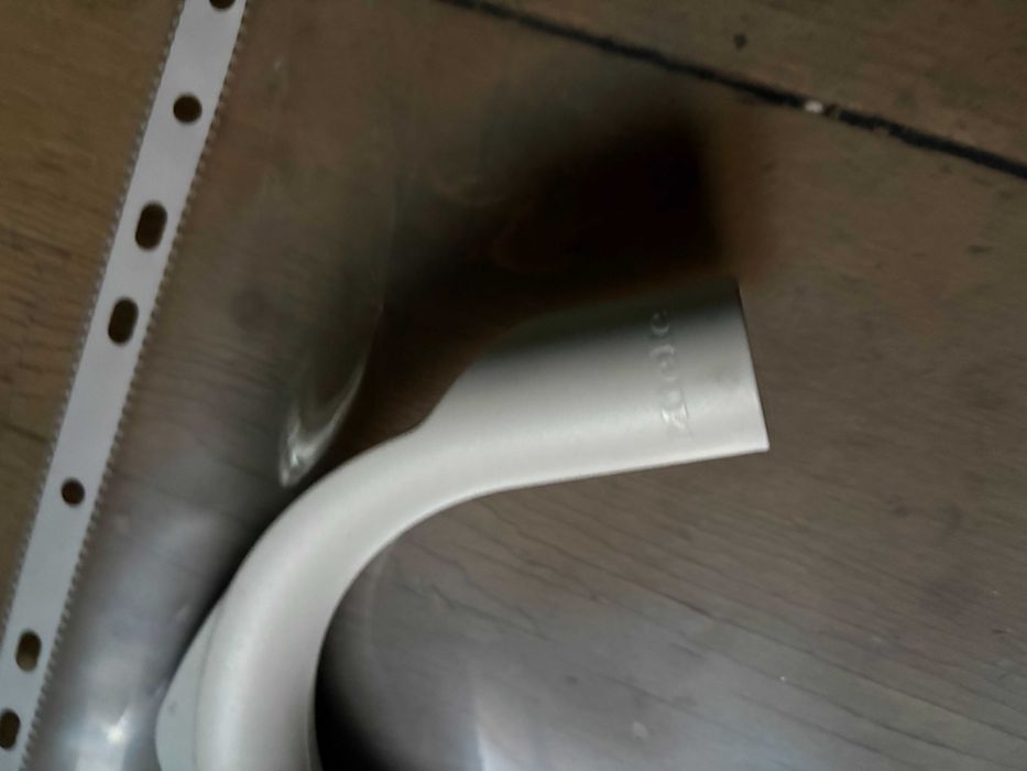 Miele original 117927730 suport sustinere perete furtun evacuare