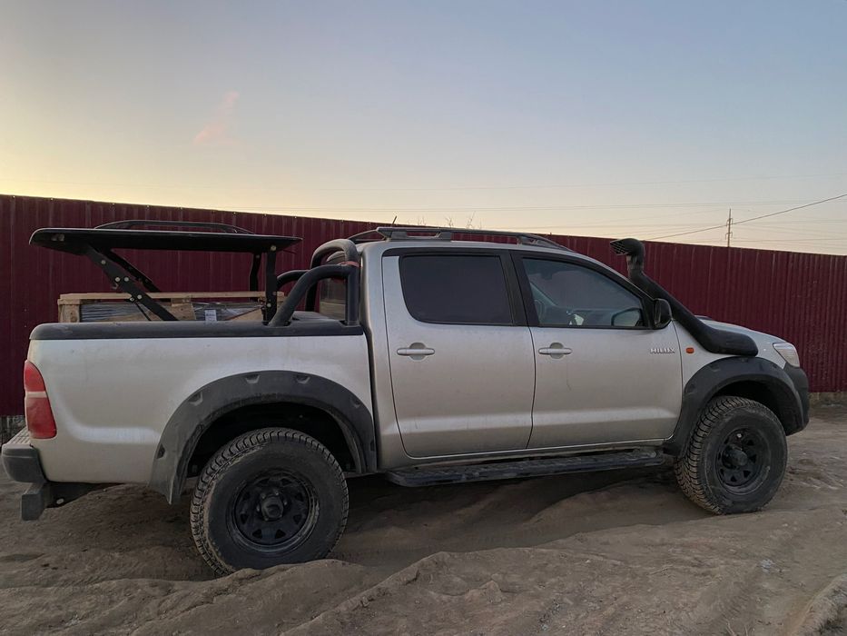 Продам Toyota Hilux