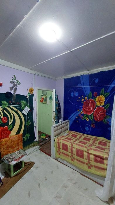 2/2/2. Спутник 3, Янгихает р-н (Сергели). Дом деревянный. Метро 400 м