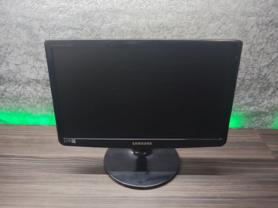 Мониторы 19" 22" 24" 27" 32"