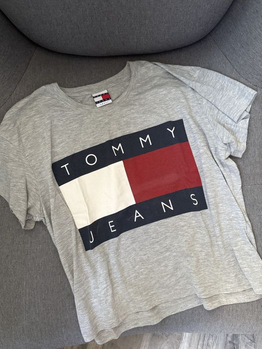 Тениски Calvin , Guess , Tommy ,Nike ,Adidas