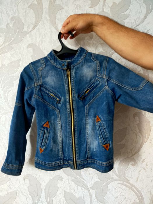 Джинсовки в почти новом состоянии