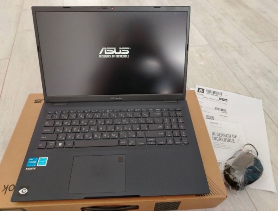 Ноутбук ASUS ExpertBook i7 16 GB RAM |SSD 512GB| Состояние отличное