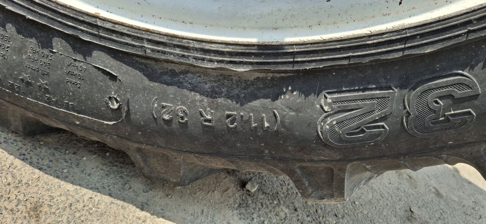 Roti tractor 11,2R32