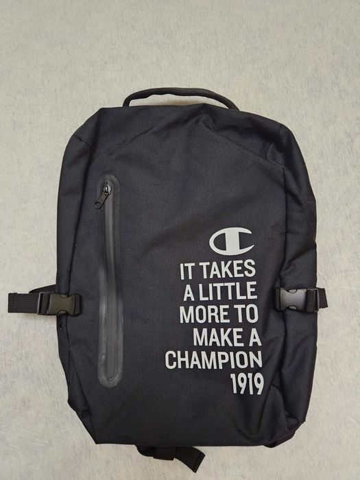 Раница на Champion