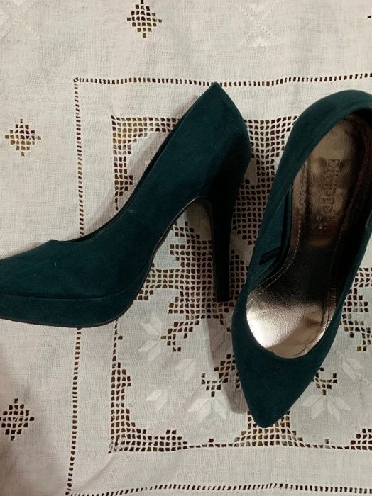 Pantofi H&M piele intoarsa