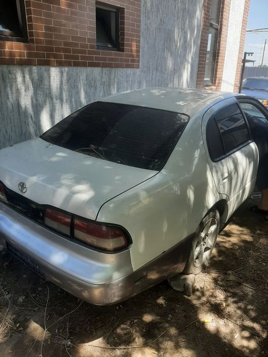 Тайота ариста на запчасти