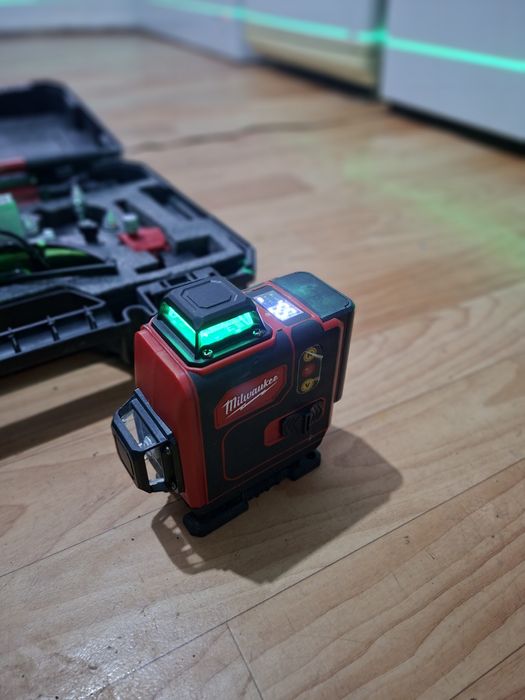 Лазерный уровень