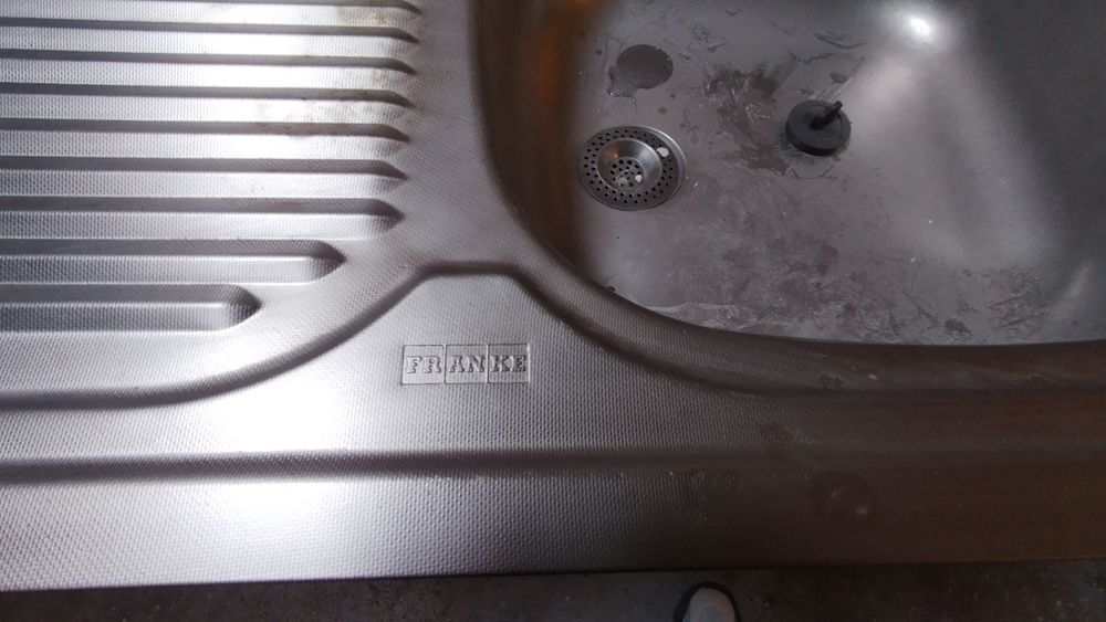 Chiuveta de inox franke plus mască