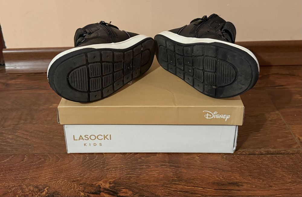 Lasocki Mikey Mouse естествена кожа ватирани боти