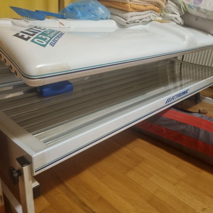 Aparat de bronzat 0.3 Elite Bpdy Breeze