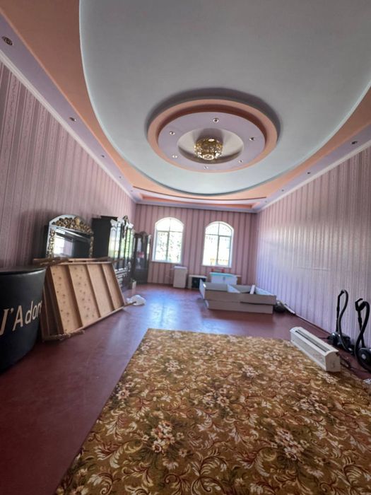 Ko'kterakda 6 sotix uy sotiladi.