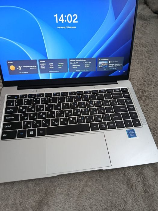 Ноутбук Castom .