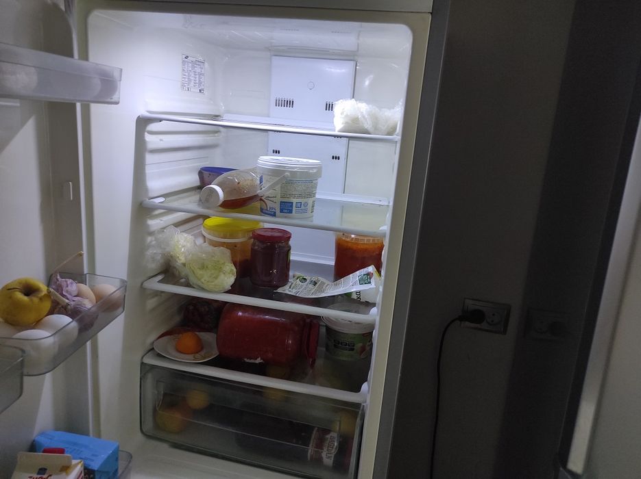 Холодильник рабочий