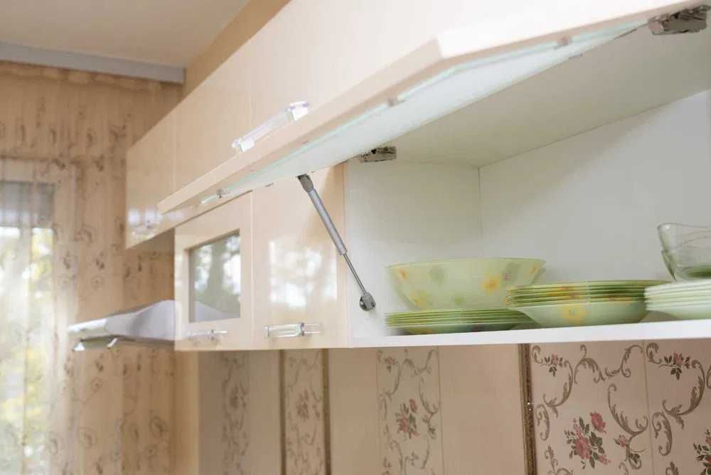 Дава се под наем Двустаен апартамент в Пловдив, Кючук Париж - 60 кв.м за 331.5 € - Снимка #3