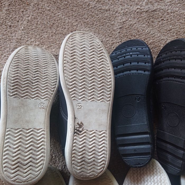 4 perechi încălțăminte copii , mărime 31 - 32