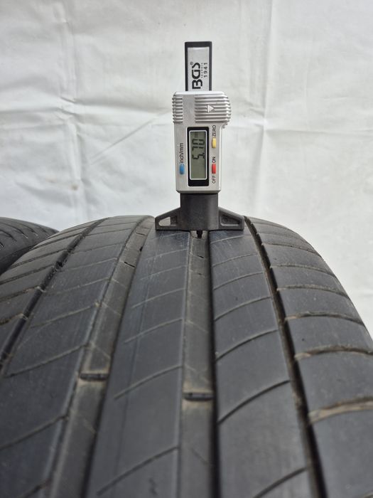 2бр 225 50 18 Michelin летни - 23г