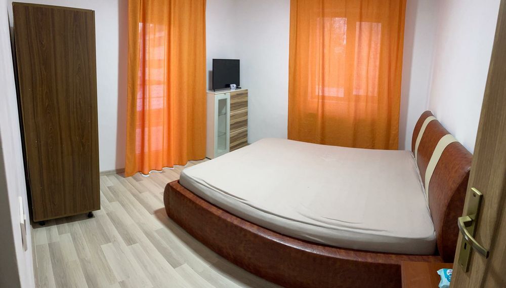 Cazare/Regim hotelier  Apartament 3 camere cazare  Sebastian sector 5