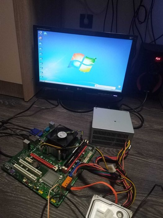 KIT Retro AMD Athlon X2 260 +ECS MCP61M-M3 +4GB DDR3 +AMD Radeon 5450