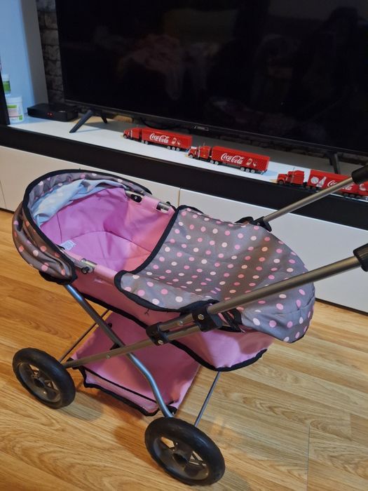 Количка за кукли