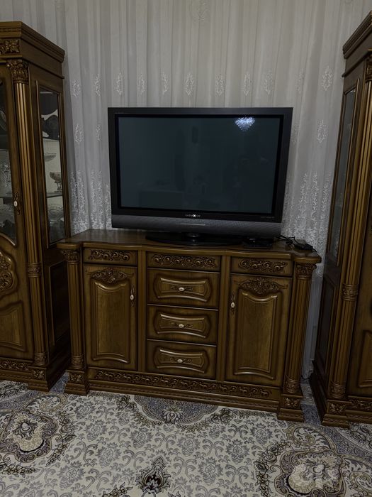 Mebel tlivizr qoʻysh uchun bu yaxsh matryaldan qlngan tozo