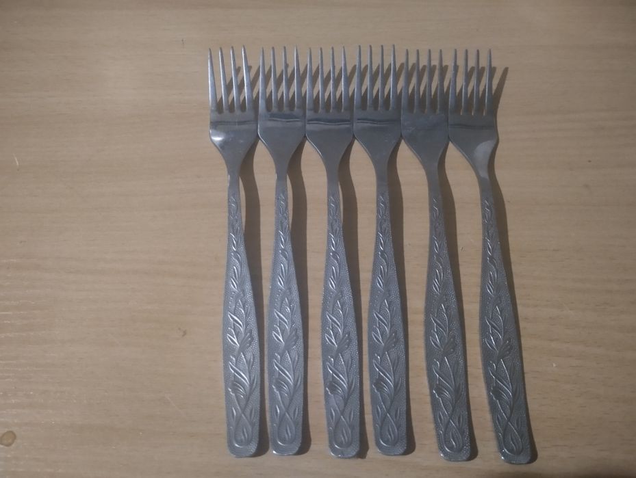 Столовые приборы