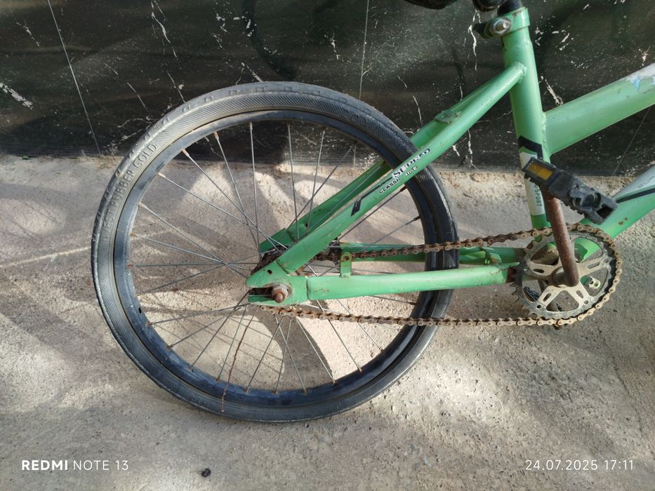 Велосипед  десна