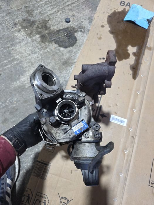 Turbina CFFB Turbo VW Passat Tiguan Touran A3