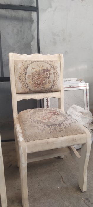 Продается деревянные стулья