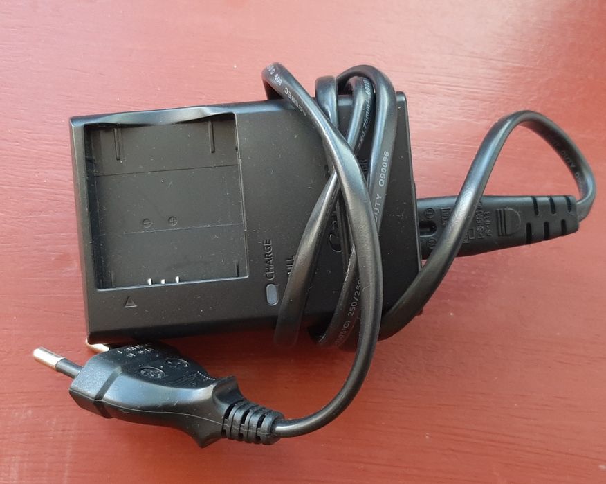 Фотоаппарат цифровой