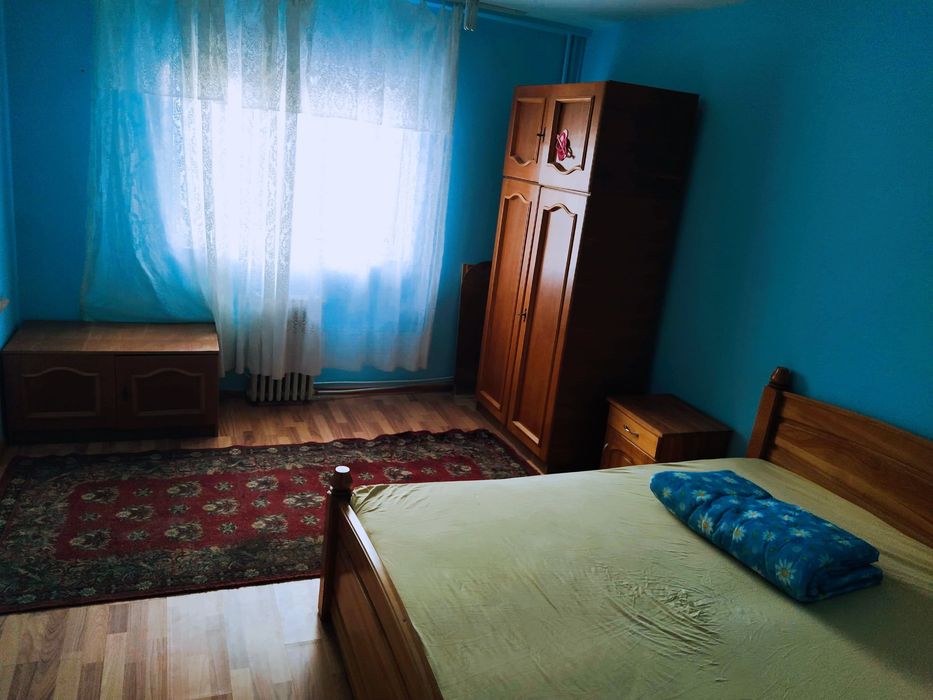 Garsoniera de închiriat