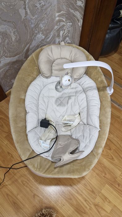 Электрокачеля Carrello Adora