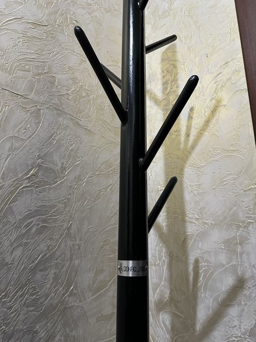 Вешалка для прихожии