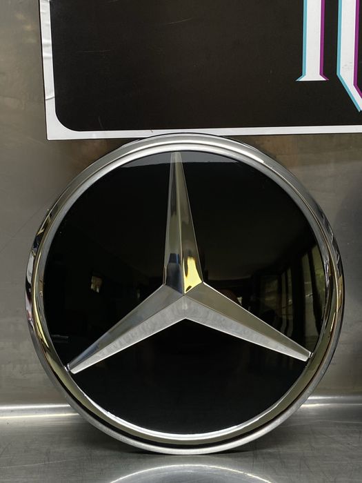 Емблема за предна решетка Mercedes-Benz A B C E GLC GLE CLA CLS ML GLK