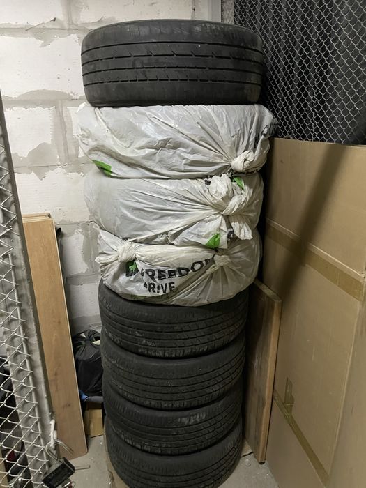 Летние шины Brigestone 245/50/20