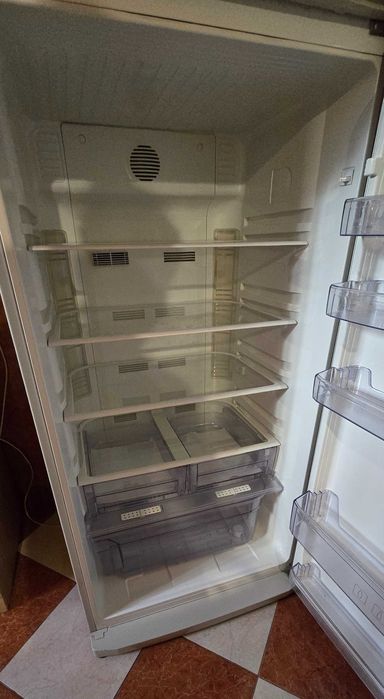 Frigider Beko DDEN517MWD+ compresor ars