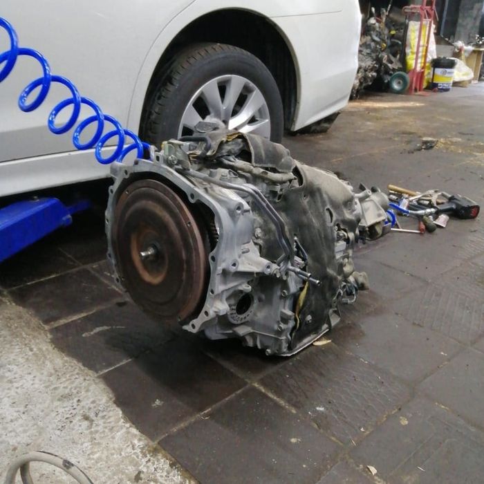 Б/У акпп, мкпп на субару!