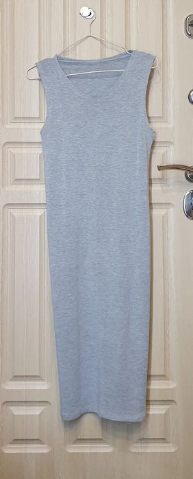 Женская одежда. Блузки. Платья. Юбки.