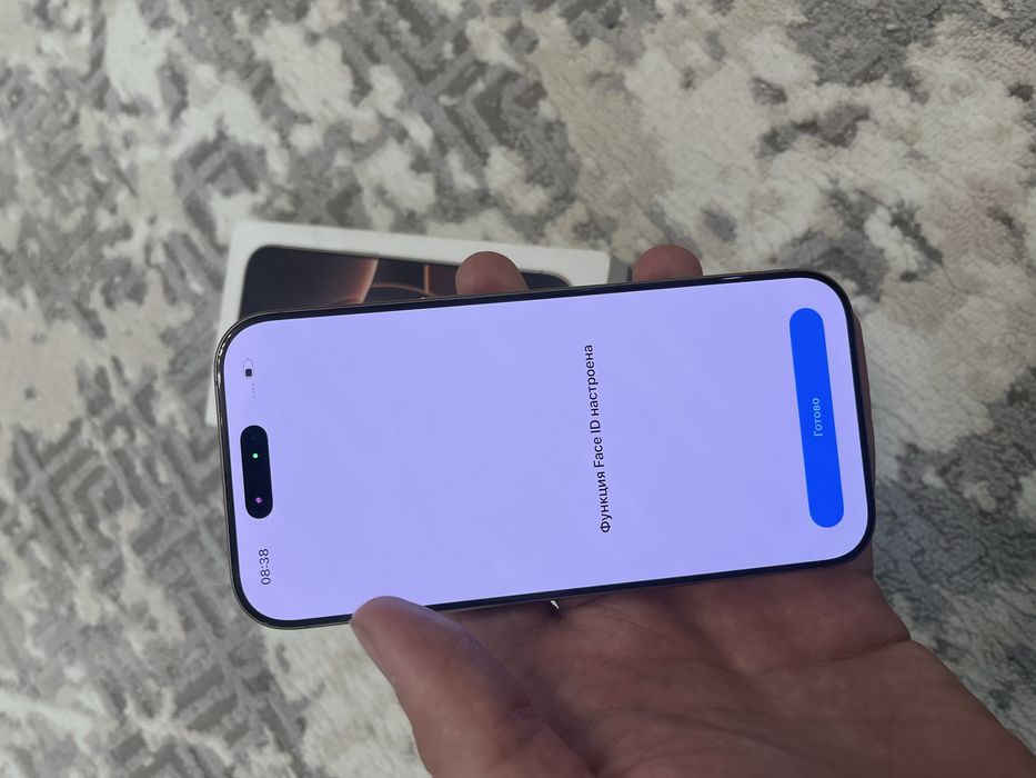 iPhone 16 Pro 256GB Desert Titanium