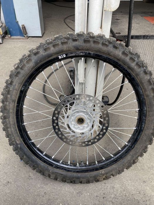 Кросови гуми за Honda