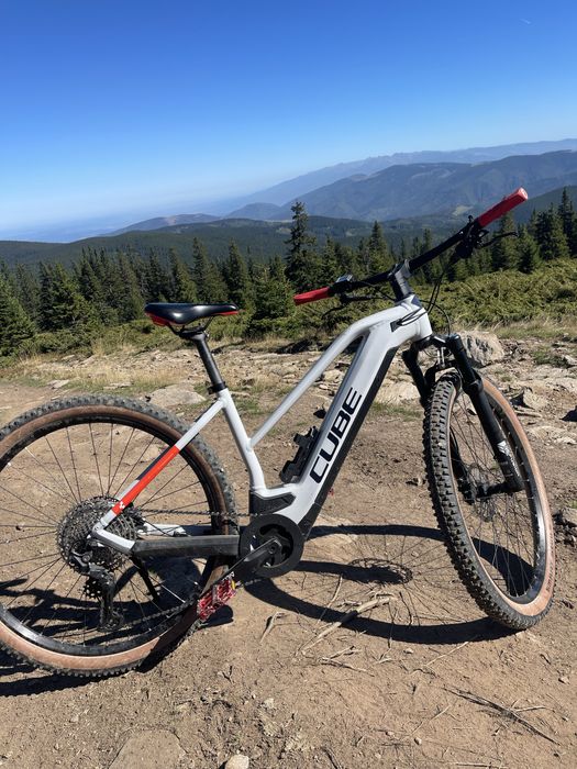 Bicicleta electrica Cube Reation Pro 2022