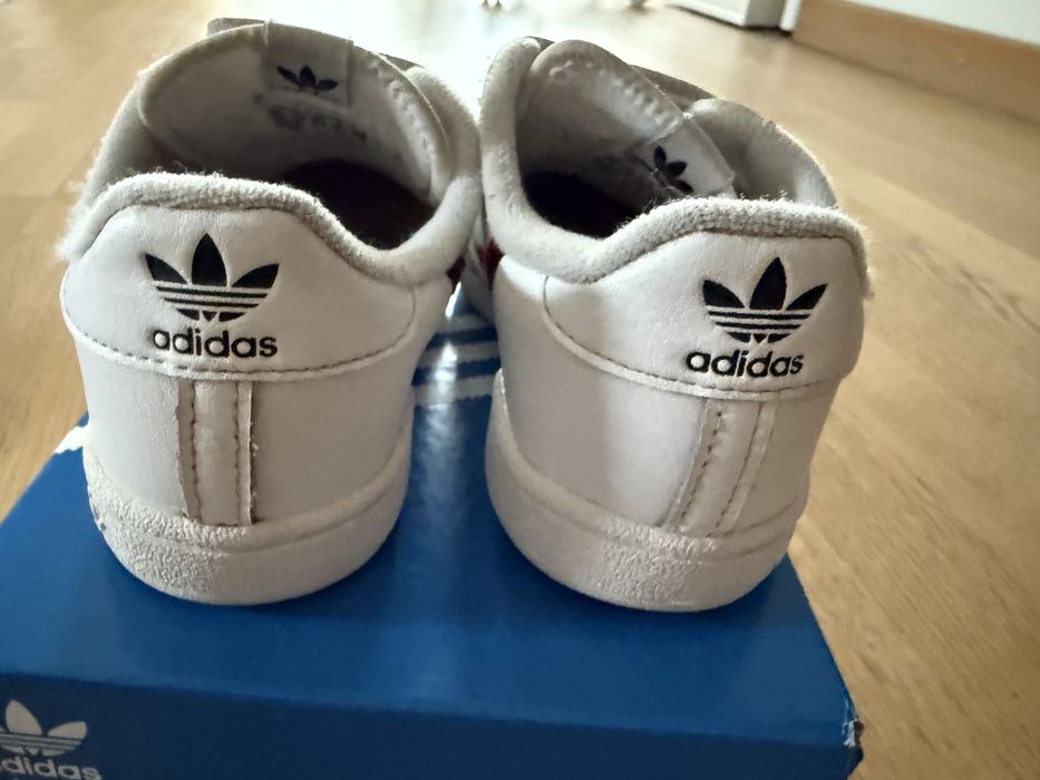 Adidas Continental , culoare alba marimea 27