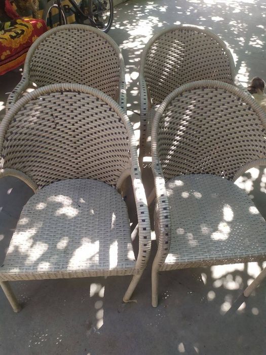 Дачные стулья ротанг
