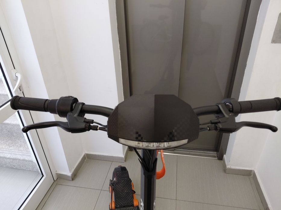 Електрическа тротинетка Kugoo  Kirin G3 гаранционна, използвана 3 месеца